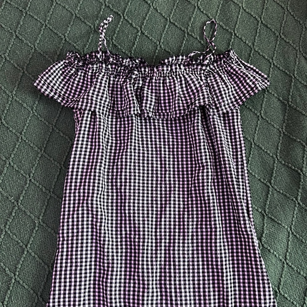 Black and white over the shoulder checkered mid-length dress